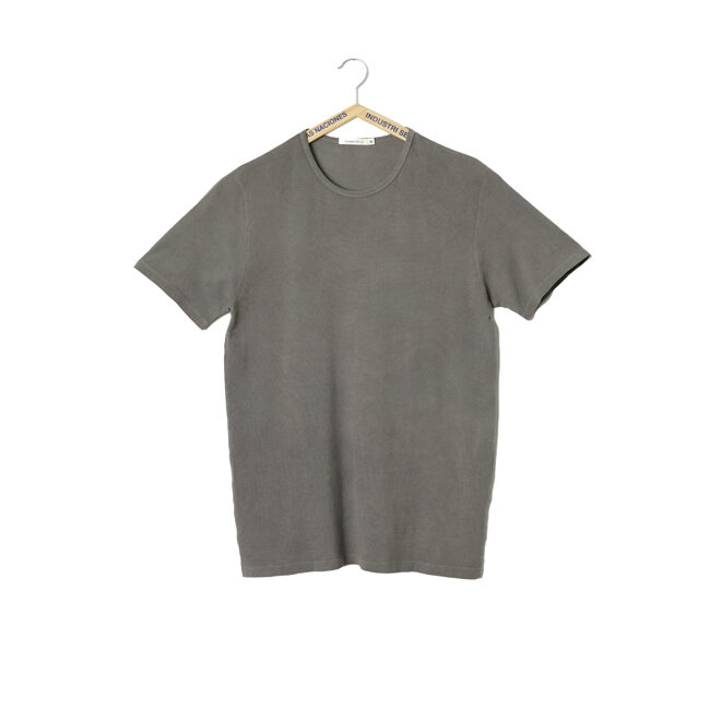 Gray short sleeved t-shirt